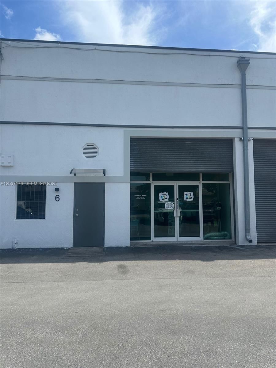 Real estate property located at 12101 98th Ave, Miami-dade, Hialeah Gardens, FL