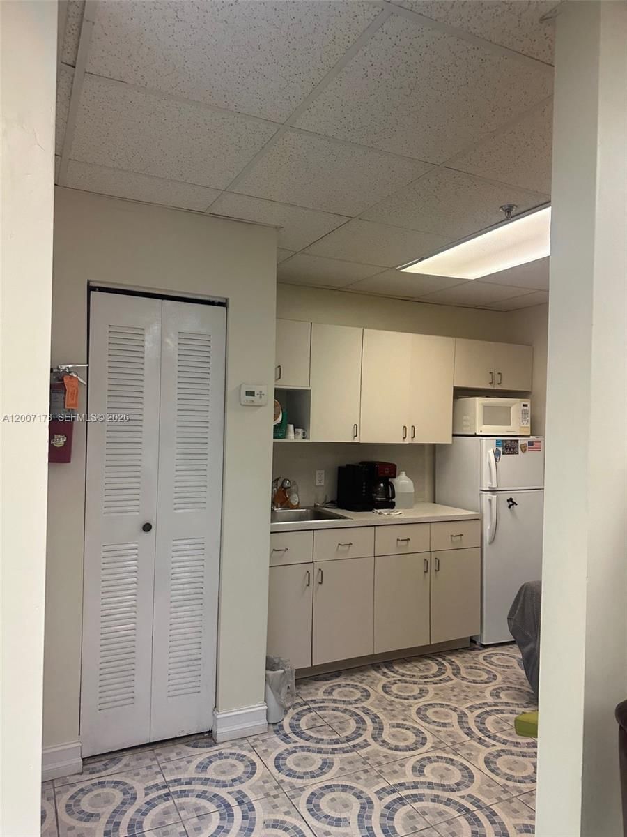 Real estate property located at 12101 98th Ave, Miami-dade, Hialeah Gardens, FL