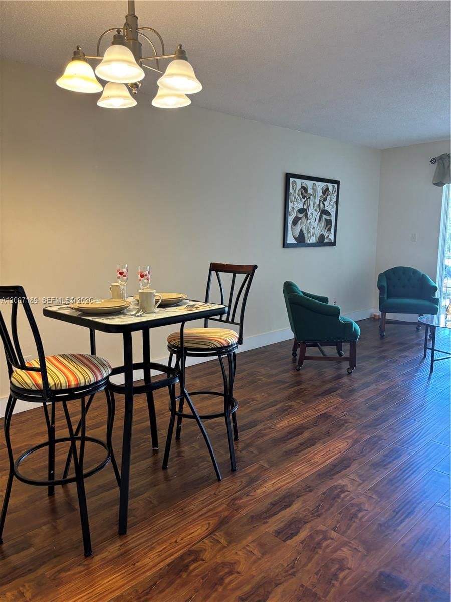 Real estate property located at 3000 Sunrise Lakes Dr #202, Broward, Quail Run Of Sunrise, Sunrise, FL