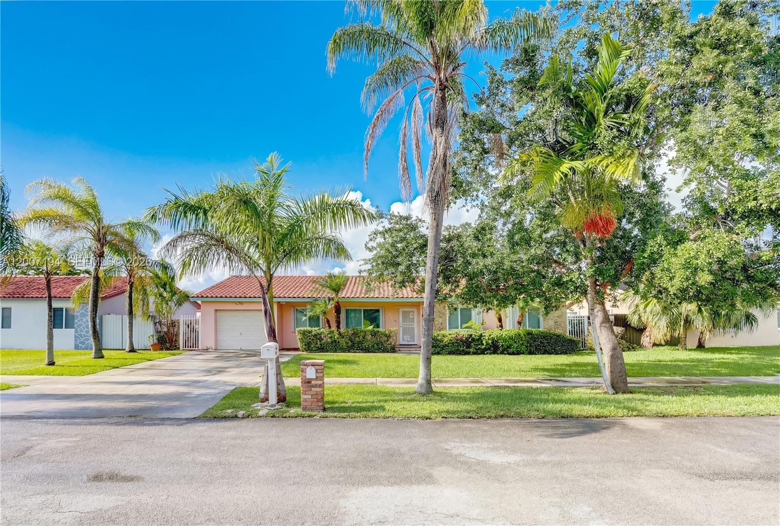 Real estate property located at 11211 138th Ter, Miami-dade, 10th Addn To Richmond Hei, Miami, FL