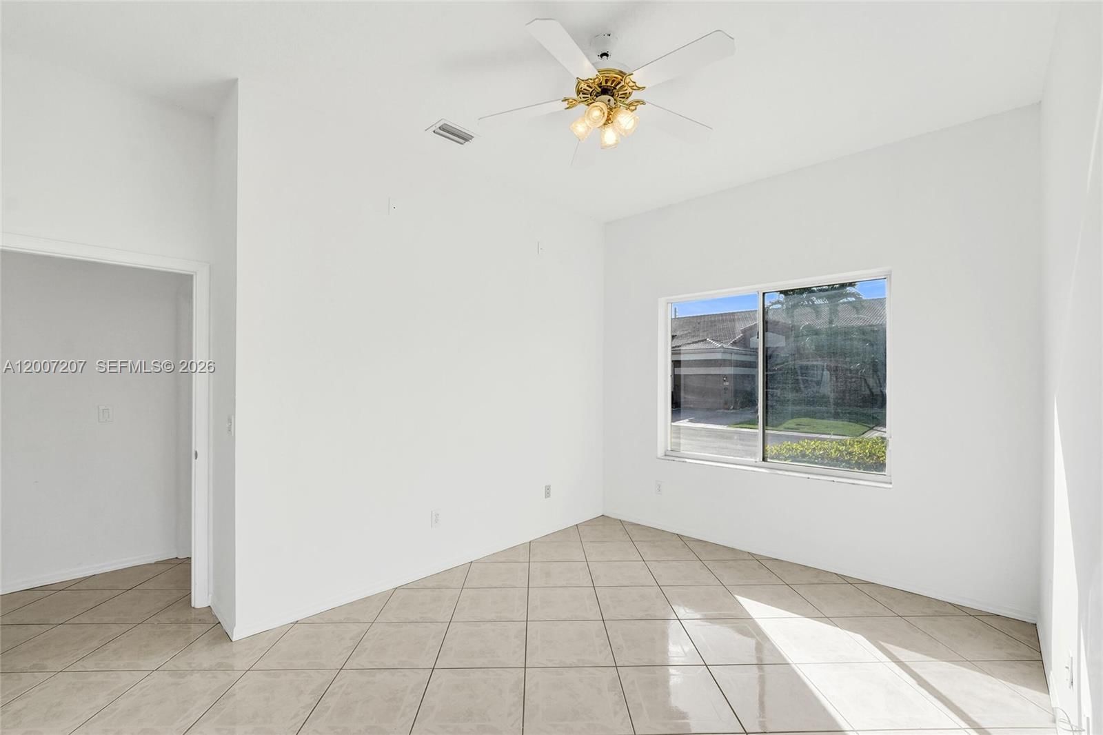 Real estate property located at 10131 Lombardy Dr, Broward, Lombardy Replat, Tamarac, FL