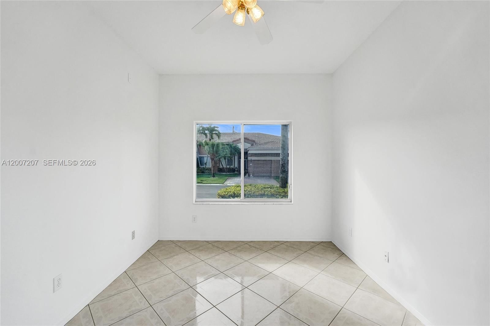 Real estate property located at 10131 Lombardy Dr, Broward, Lombardy Replat, Tamarac, FL