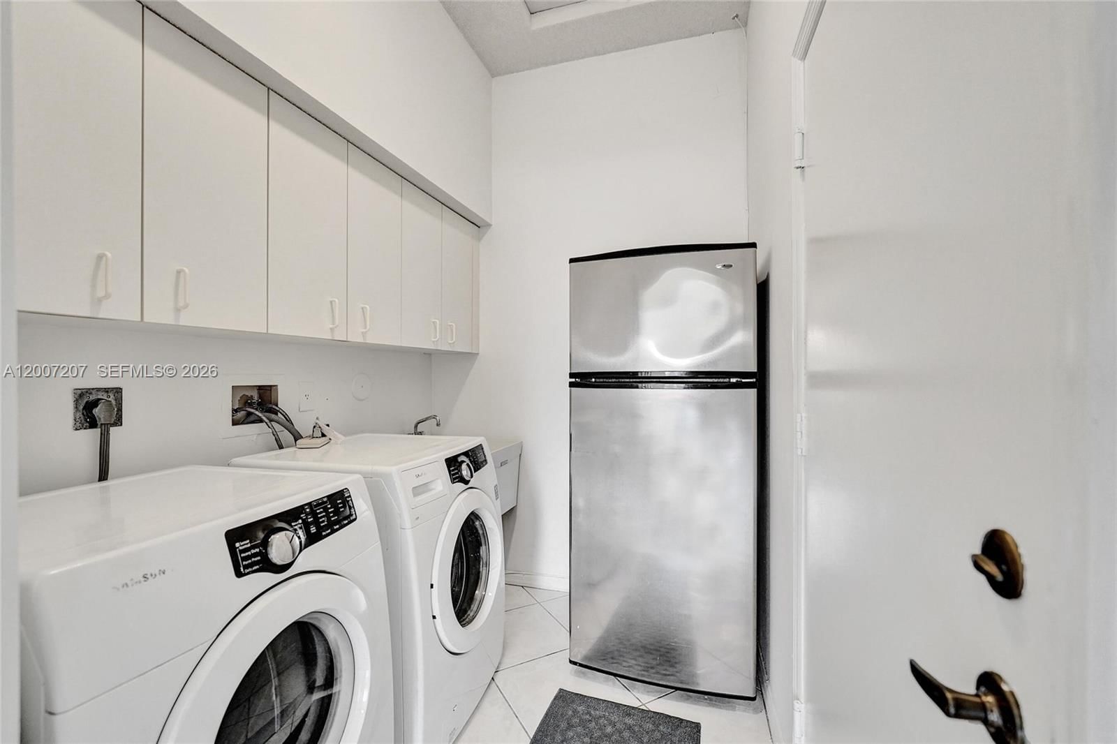 Real estate property located at 10131 Lombardy Dr, Broward, Lombardy Replat, Tamarac, FL