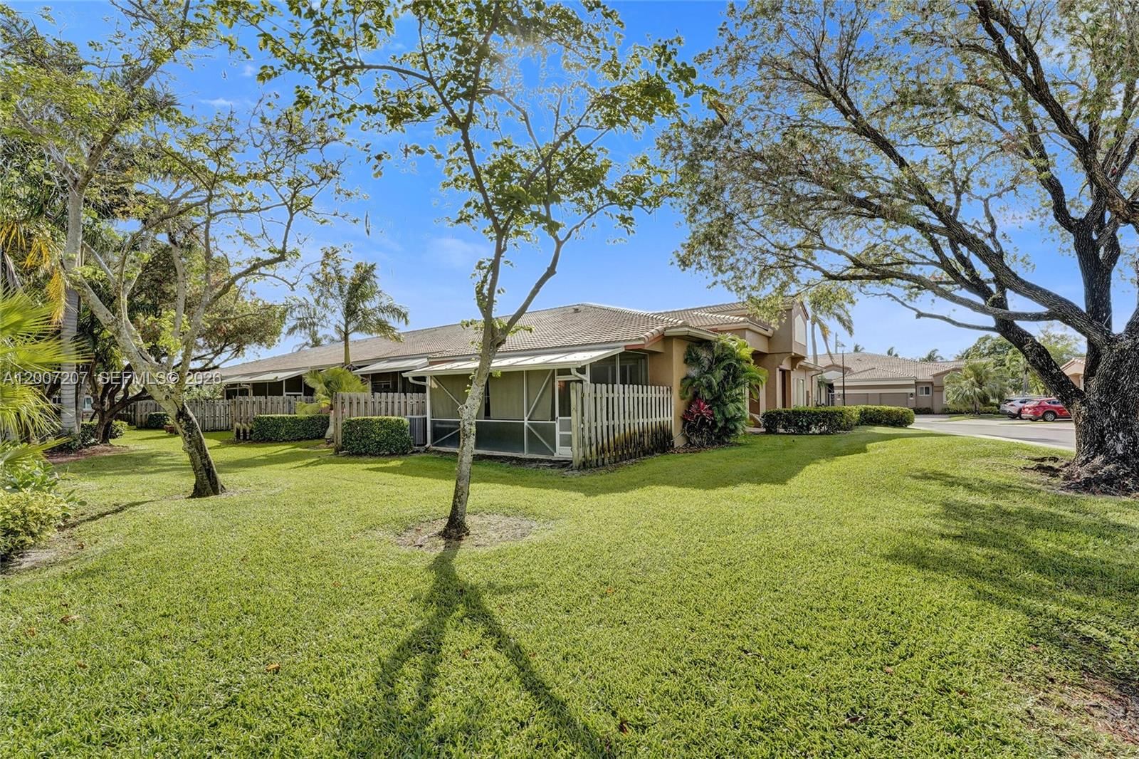 Real estate property located at 10131 Lombardy Dr, Broward, Lombardy Replat, Tamarac, FL