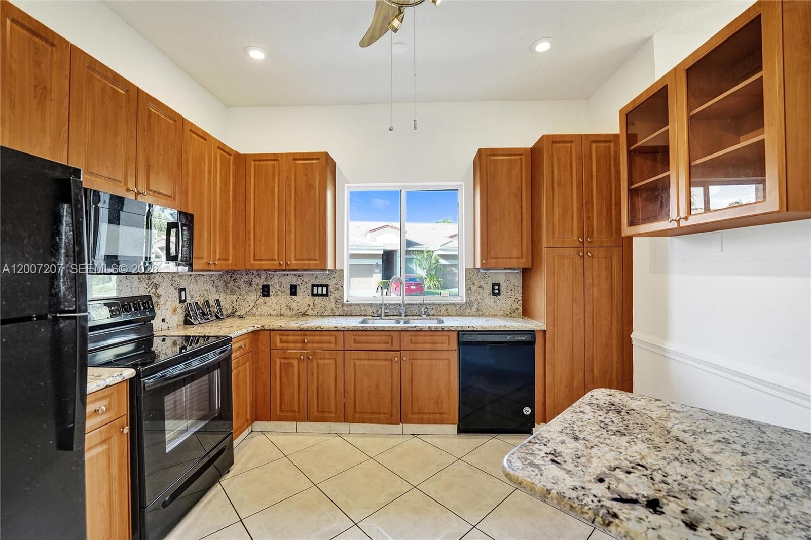 Real estate property located at 10131 Lombardy Dr, Broward, Lombardy Replat, Tamarac, FL