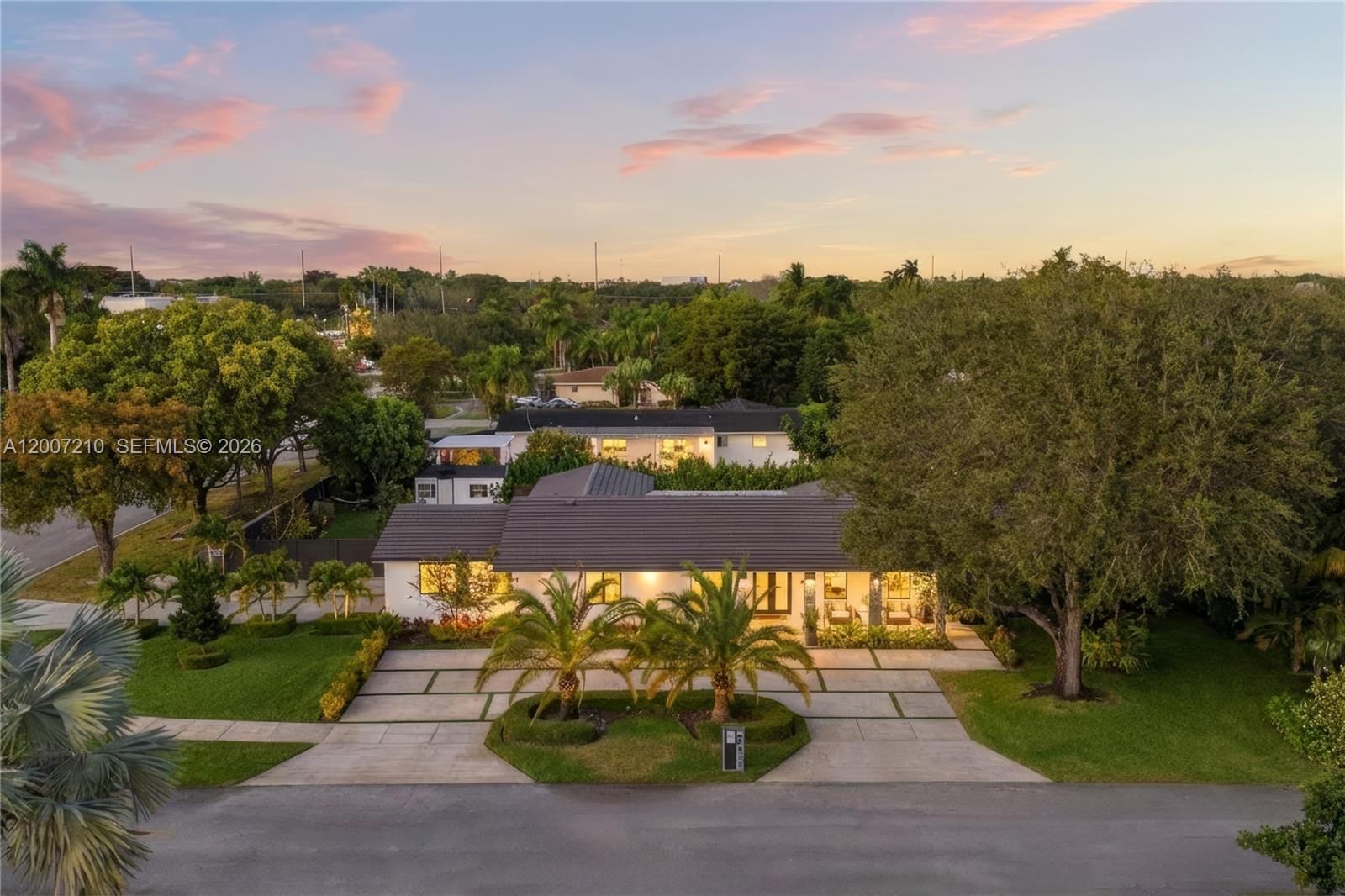 Real estate property located at 8625 147th St, Miami-dade, Country Club Grove Pt 4, Palmetto Bay, FL