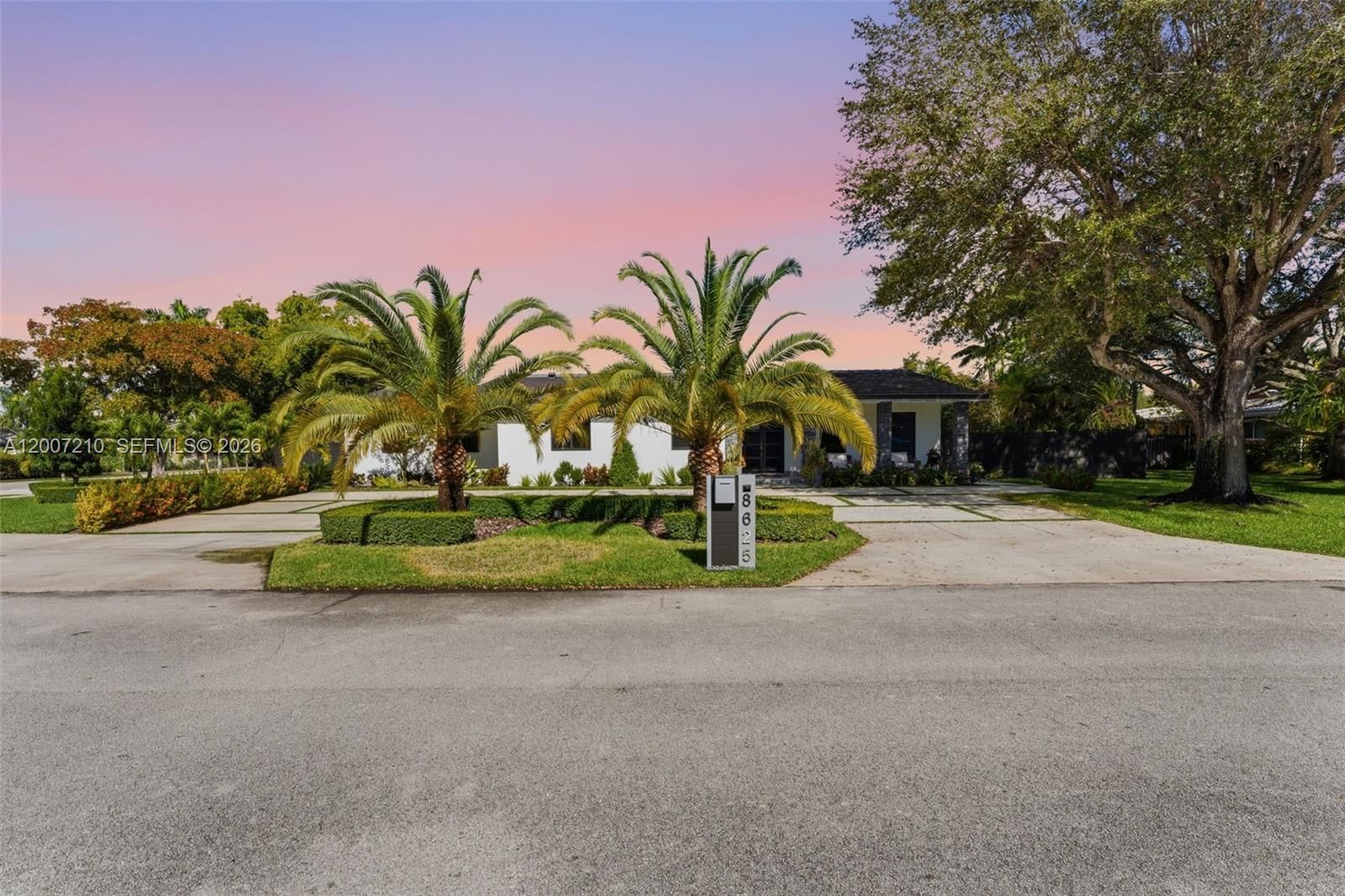 Real estate property located at 8625 147th St, Miami-dade, Country Club Grove Pt 4, Palmetto Bay, FL