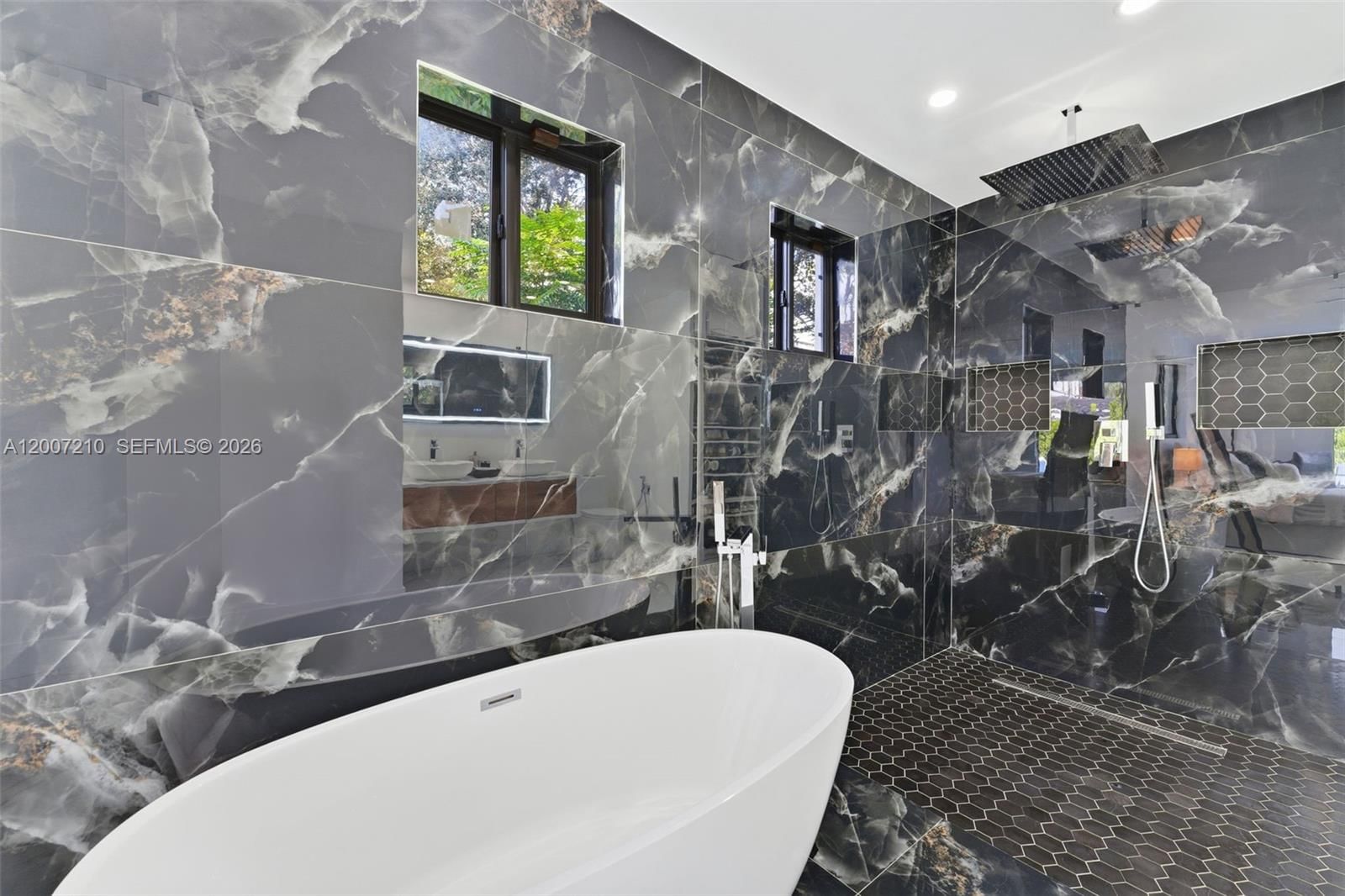 Real estate property located at 8625 147th St, Miami-dade, Country Club Grove Pt 4, Palmetto Bay, FL