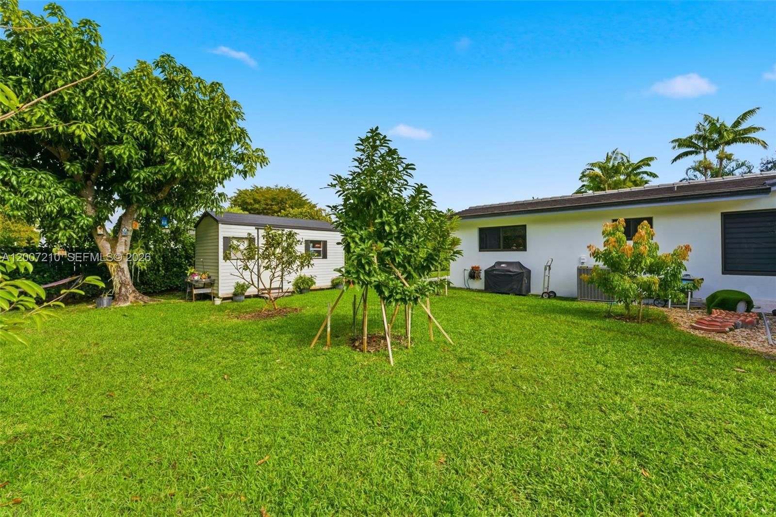 Real estate property located at 8625 147th St, Miami-dade, Country Club Grove Pt 4, Palmetto Bay, FL