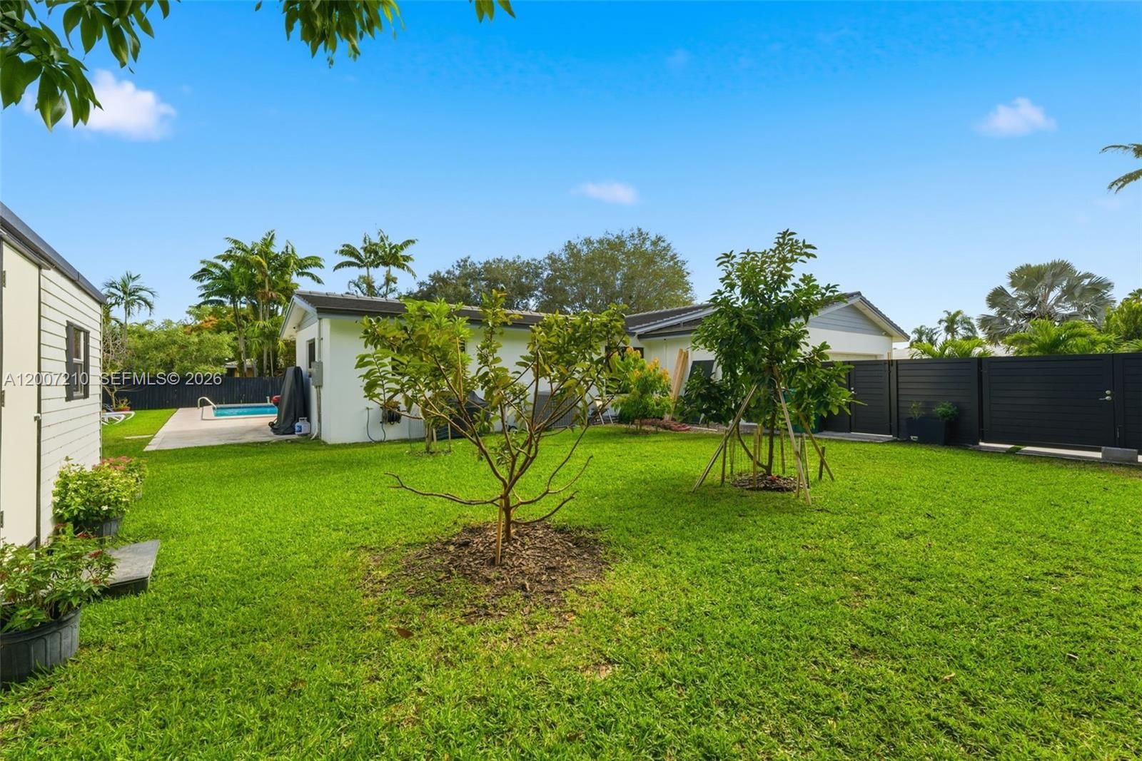 Real estate property located at 8625 147th St, Miami-dade, Country Club Grove Pt 4, Palmetto Bay, FL