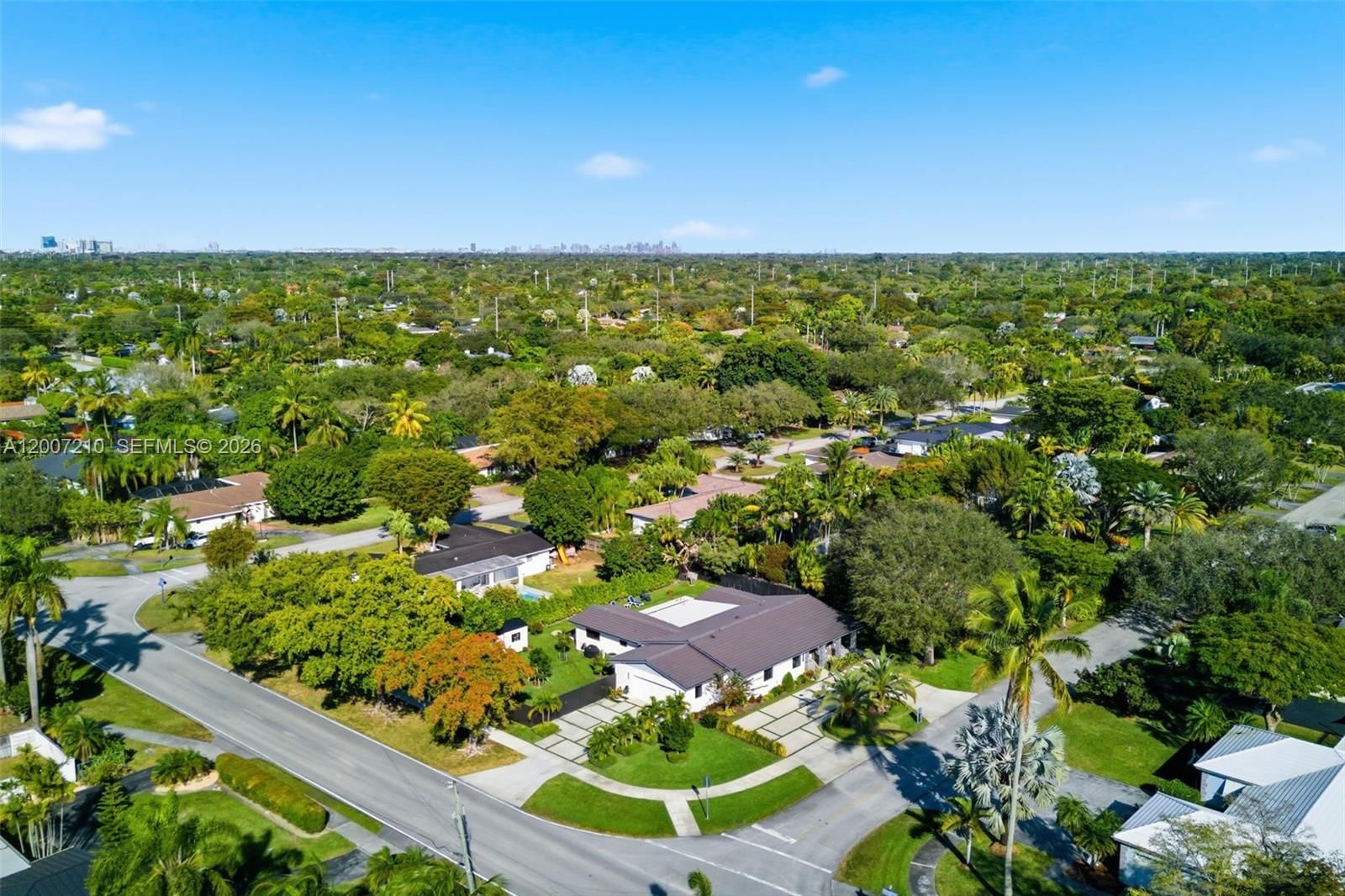 Real estate property located at 8625 147th St, Miami-dade, Country Club Grove Pt 4, Palmetto Bay, FL