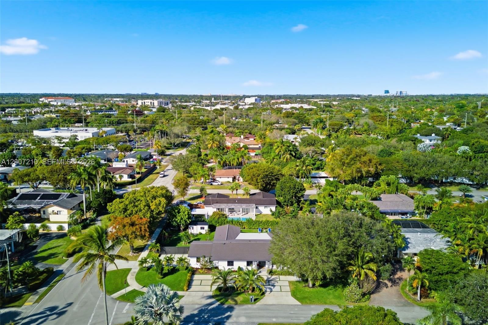 Real estate property located at 8625 147th St, Miami-dade, Country Club Grove Pt 4, Palmetto Bay, FL