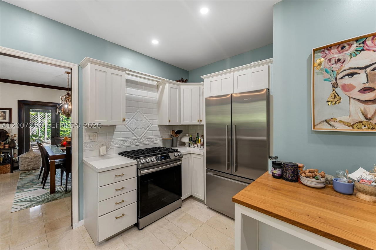 Real estate property located at 6121 La Gorce Dr, Miami-dade, Beach View Addn, Miami Beach, FL