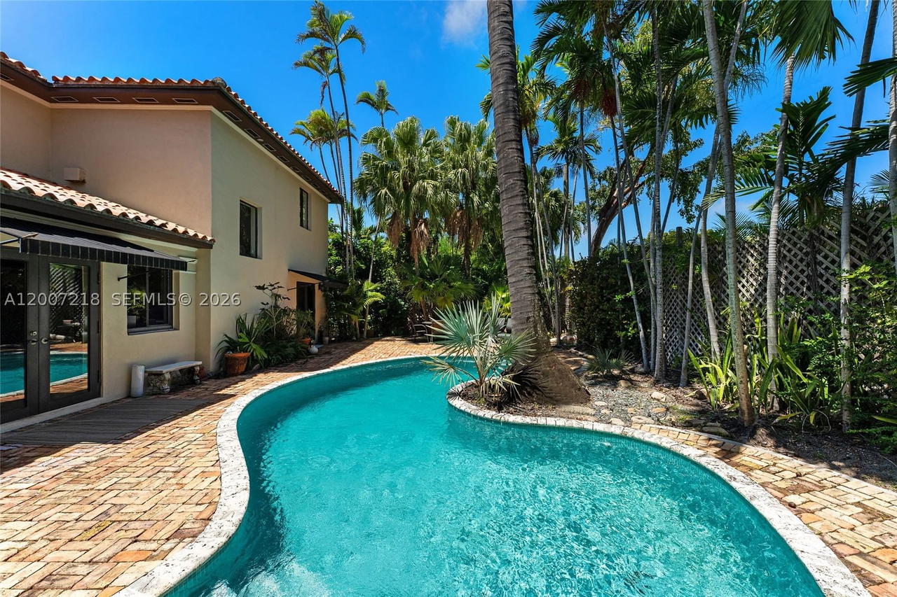Real estate property located at 6121 La Gorce Dr, Miami-dade, Beach View Addn, Miami Beach, FL