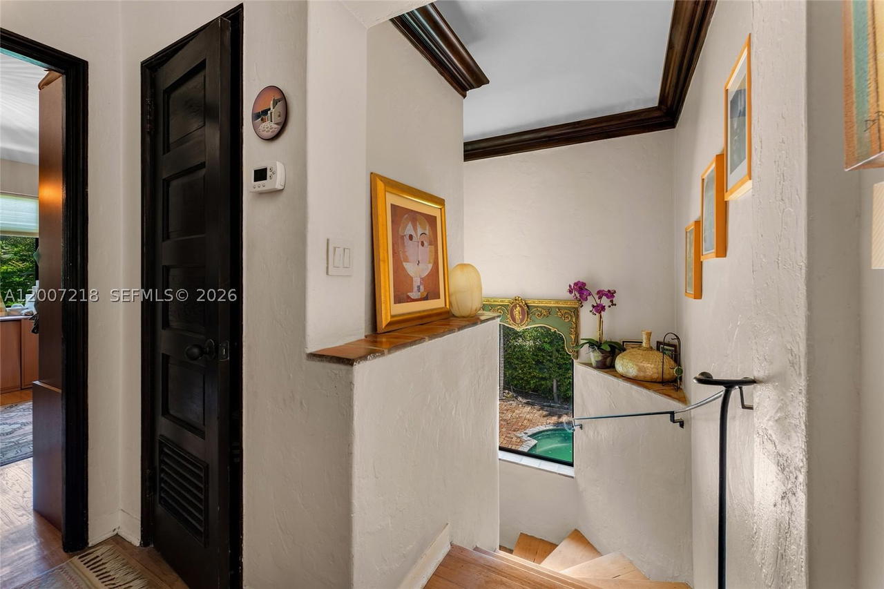 Real estate property located at 6121 La Gorce Dr, Miami-dade, Beach View Addn, Miami Beach, FL