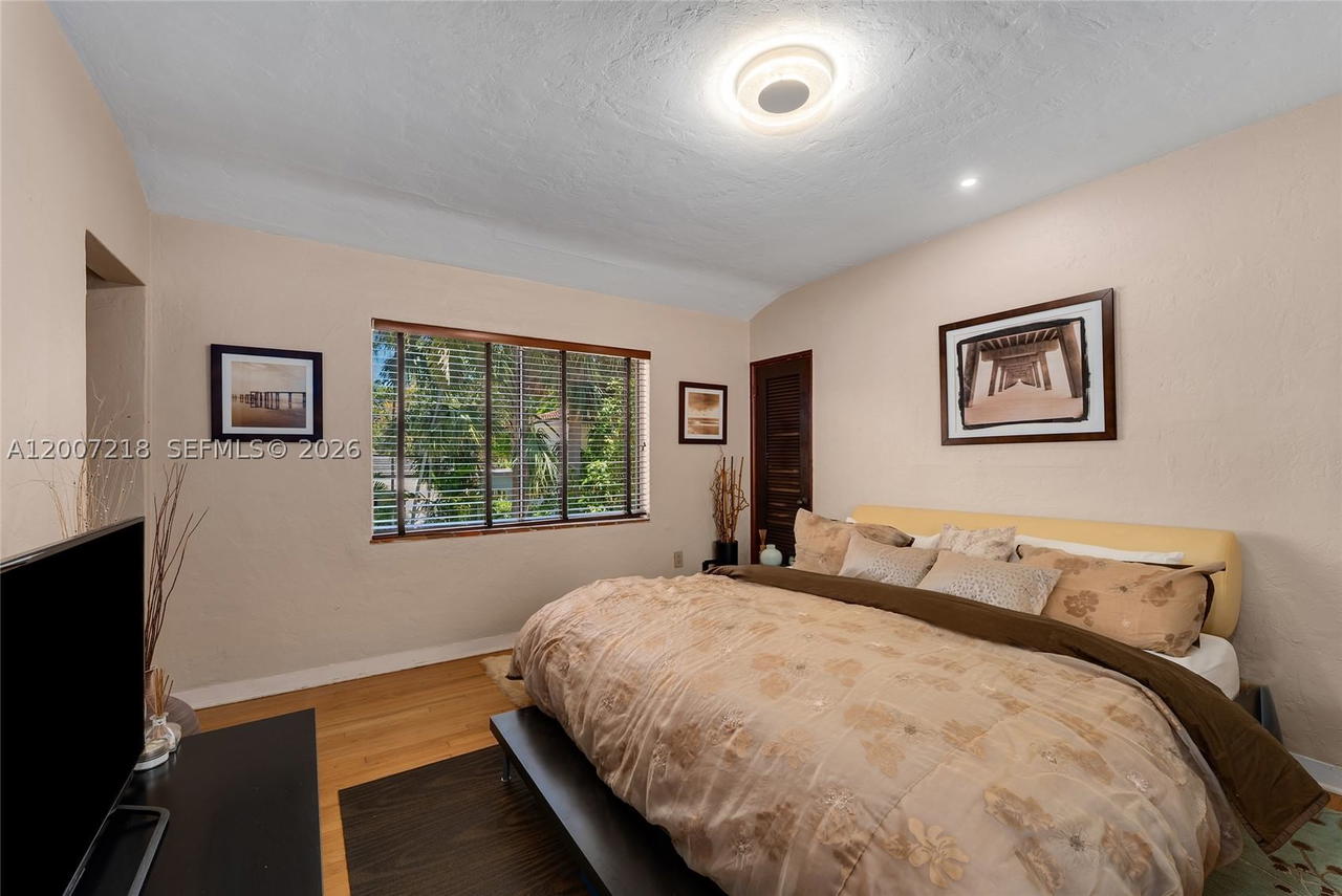 Real estate property located at 6121 La Gorce Dr, Miami-dade, Beach View Addn, Miami Beach, FL