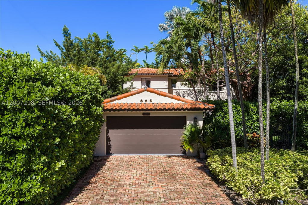 Real estate property located at 6121 La Gorce Dr, Miami-dade, Beach View Addn, Miami Beach, FL