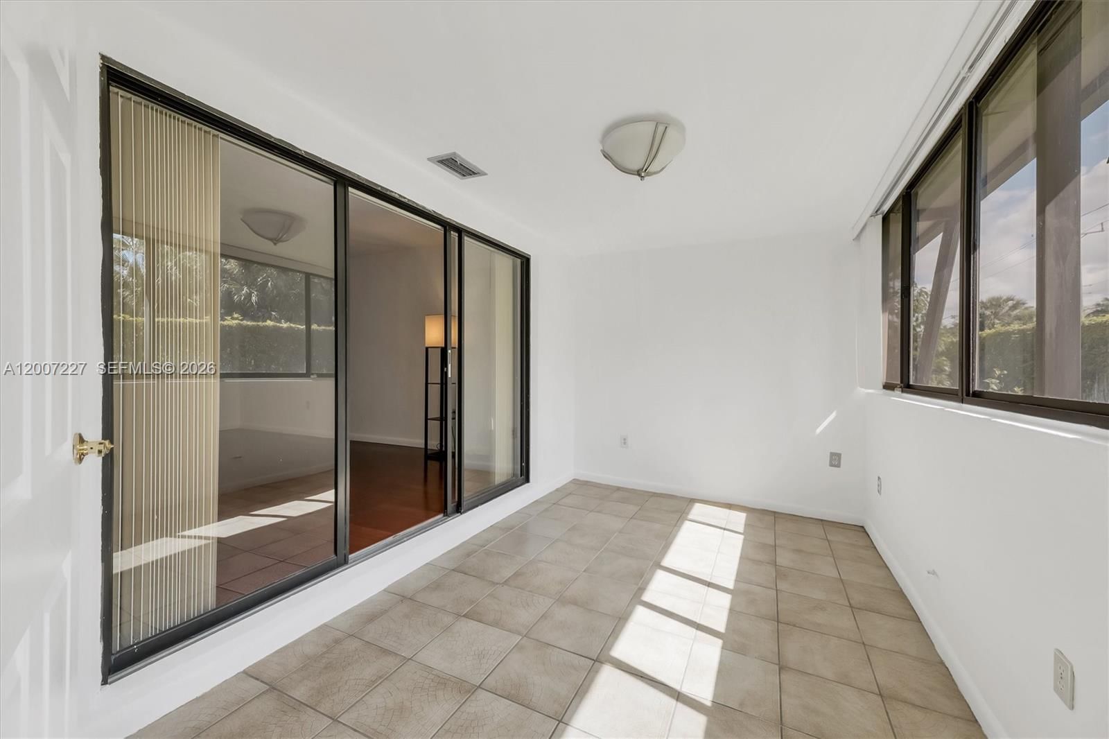 Real estate property located at 380 Fairway Cir #46, Broward, Villas At Bonaventure In, Weston, FL