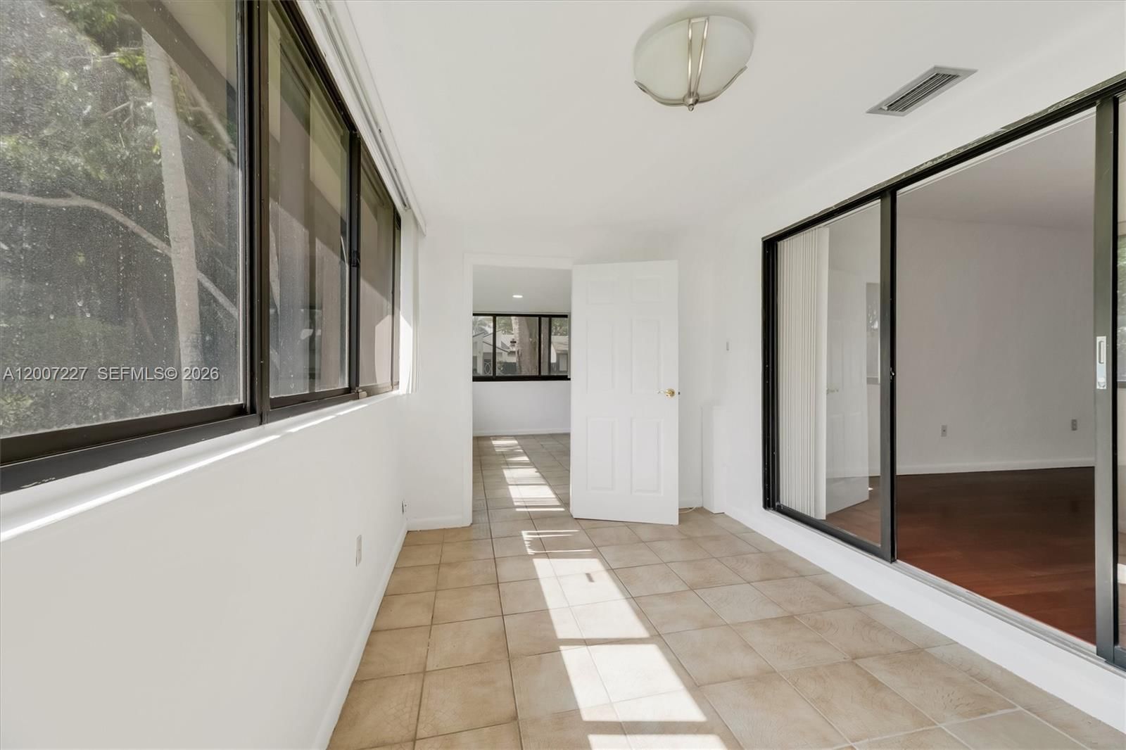 Real estate property located at 380 Fairway Cir #46, Broward, Villas At Bonaventure In, Weston, FL