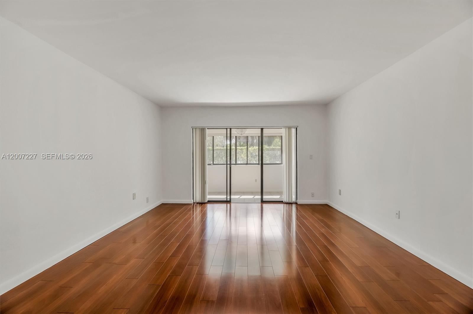 Real estate property located at 380 Fairway Cir #46, Broward, Villas At Bonaventure In, Weston, FL