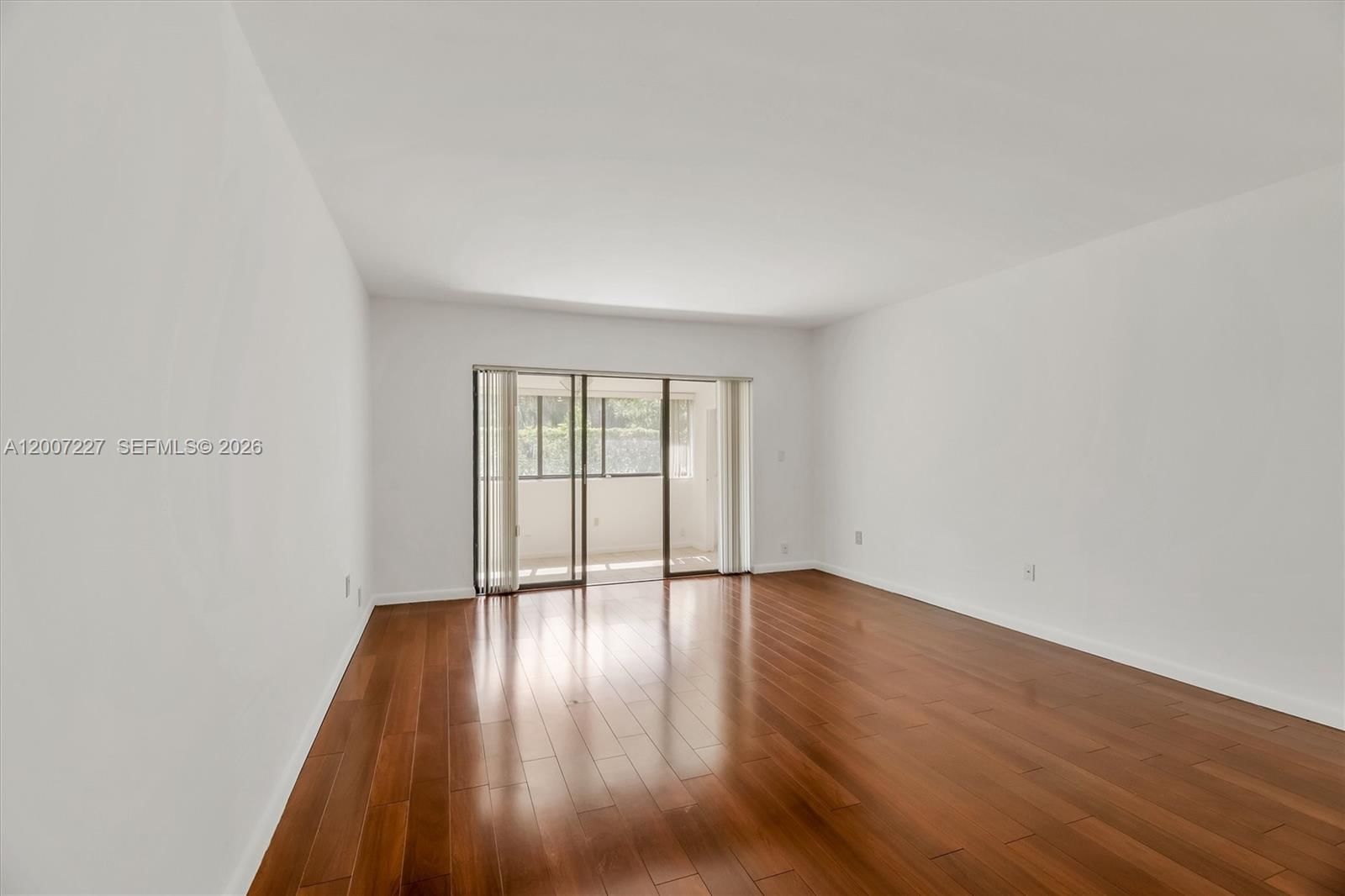 Real estate property located at 380 Fairway Cir #46, Broward, Villas At Bonaventure In, Weston, FL