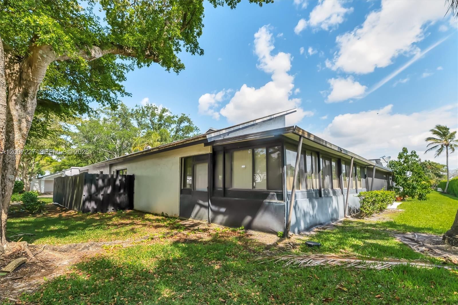 Real estate property located at 380 Fairway Cir #46, Broward, Villas At Bonaventure In, Weston, FL