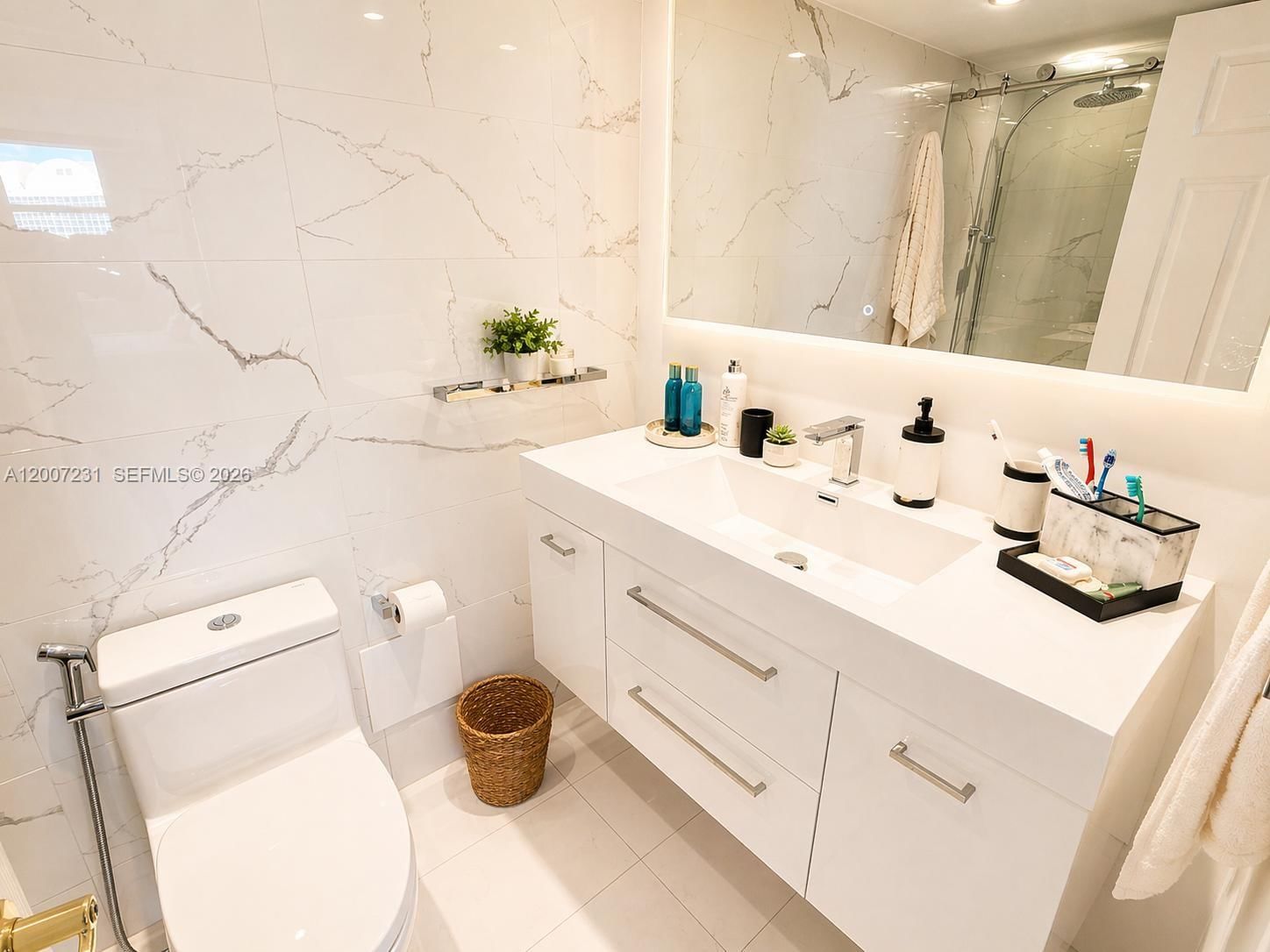 Real estate property located at 6770 Indian Creek Dr #12T, Miami-dade, Aquasol Condo, Miami Beach, FL