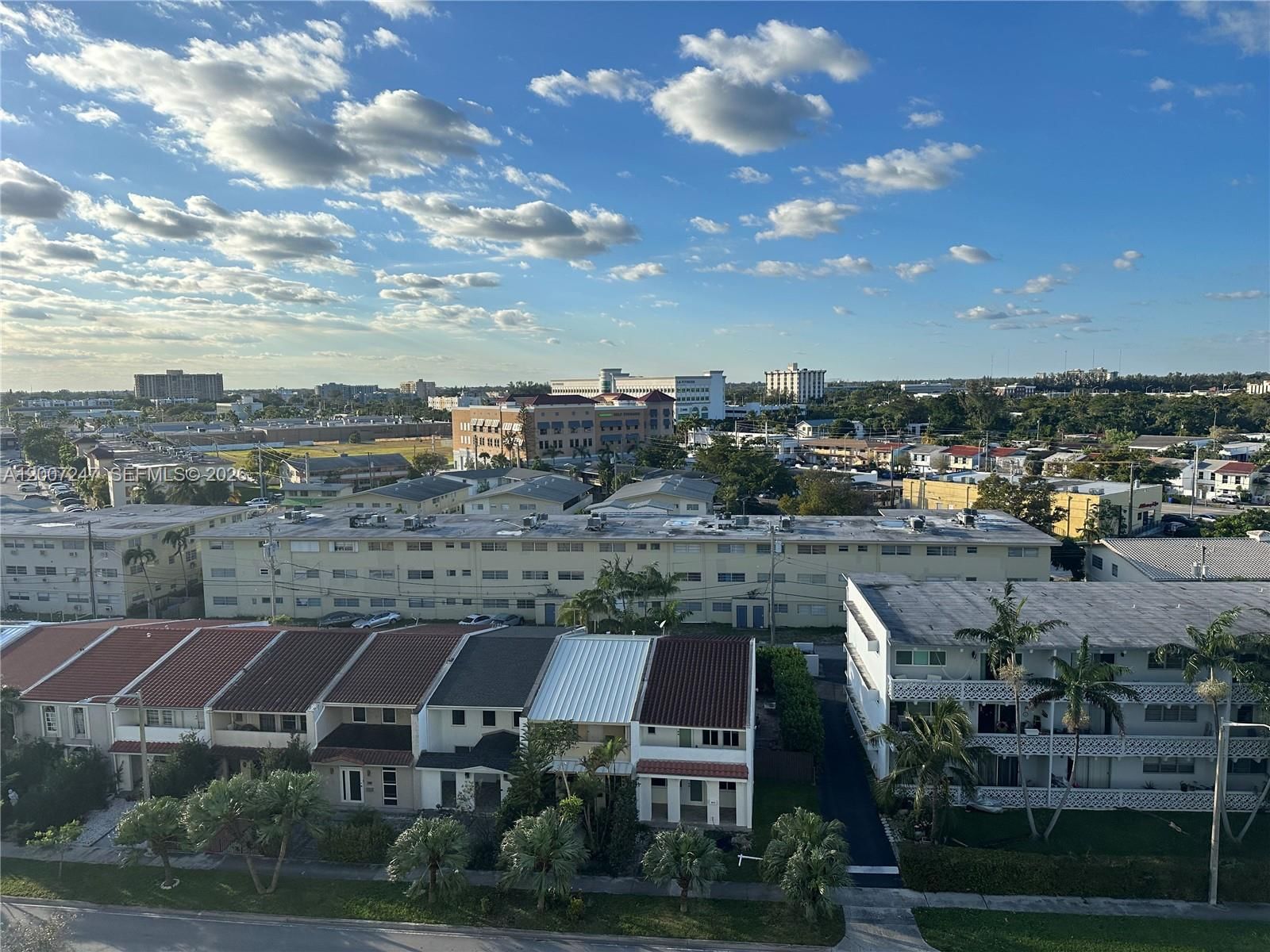 Real estate property located at 2100 Sans Souci Blvd B811, Miami-dade, Bayview Towers Condo Nort, North Miami, FL