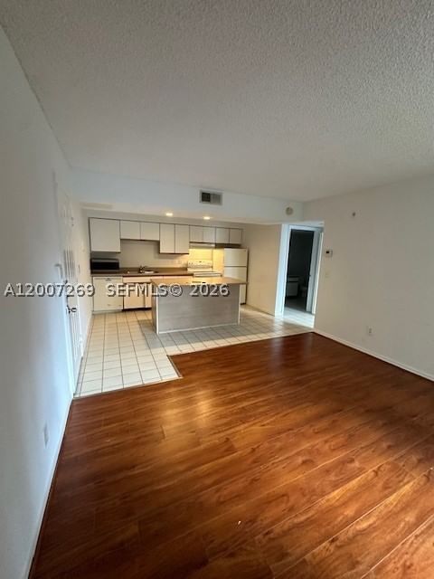Real estate property located at 3985 Mcnab Rd A111, Broward, Windward Lakes Condo, Pompano Beach, FL