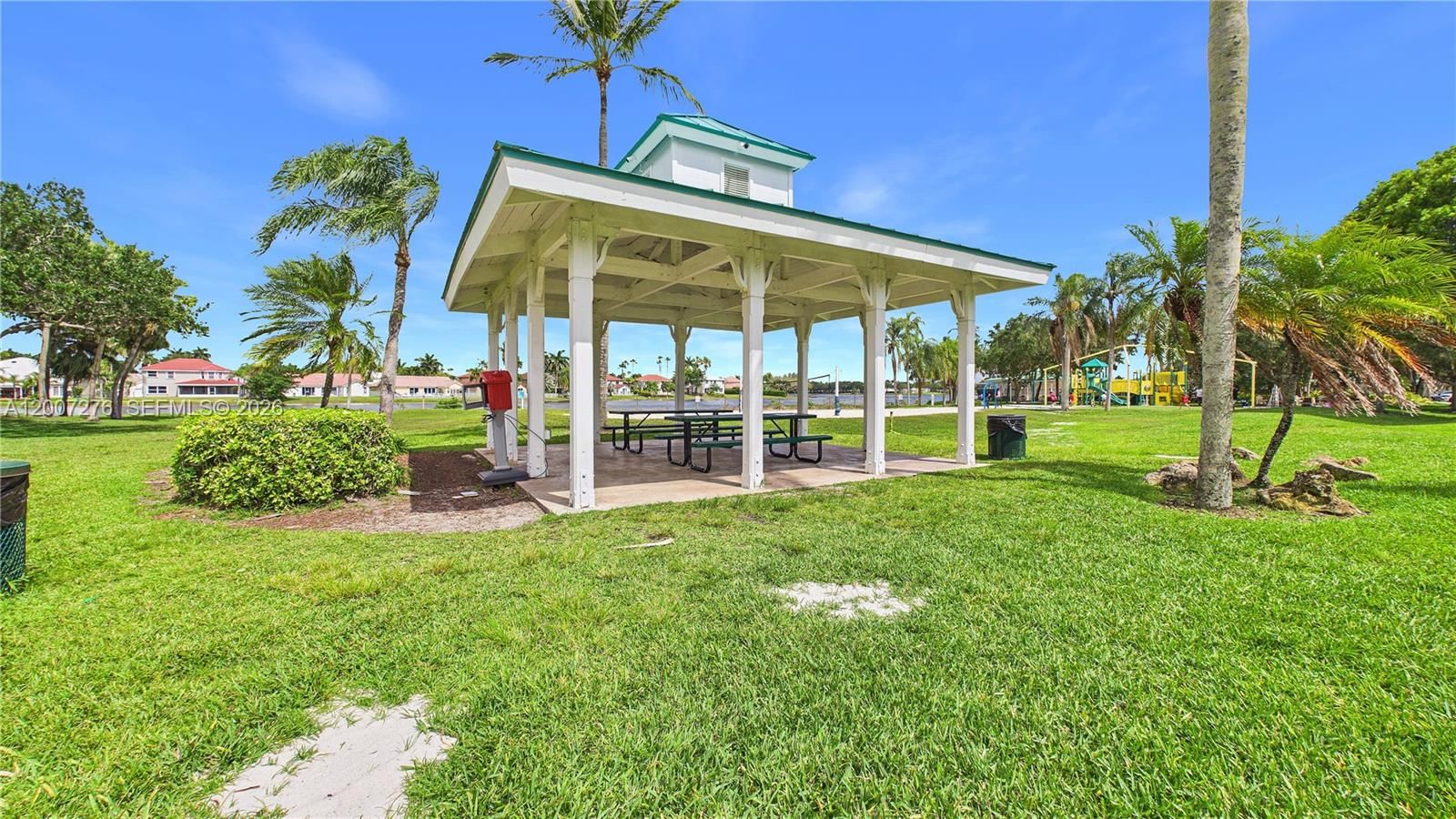 Real estate property located at 17626 20th St, Broward, Silver Lakes Phase Iii, Miramar, FL