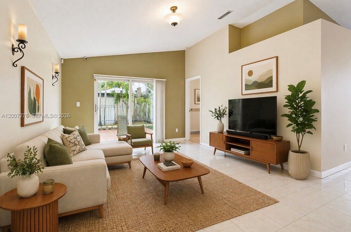 Real estate property located at 17626 20th St, Broward, Silver Lakes Phase Iii, Miramar, FL