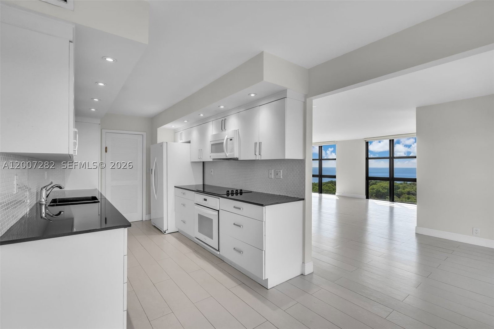 Real estate property located at , Miami-dade, Towers Of Key Biscayne Co, Key Biscayne, FL