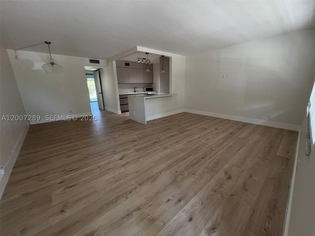 Real estate property located at 13155 7th Ct #204E, Broward, Kingsley At Century Villa, Pembroke Pines, FL