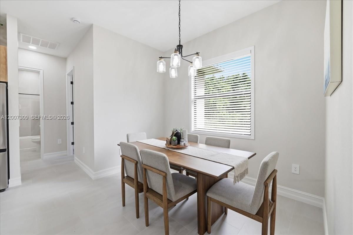 Real estate property located at 810 Sentinela Blvd, Lee, Lehigh Acres, Lehigh Acres, FL