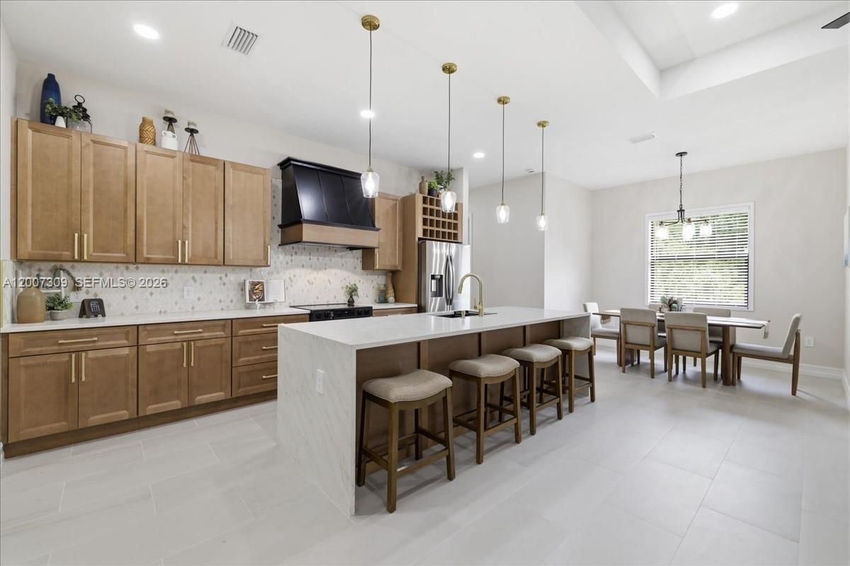 Real estate property located at 810 Sentinela Blvd, Lee, Lehigh Acres, Lehigh Acres, FL