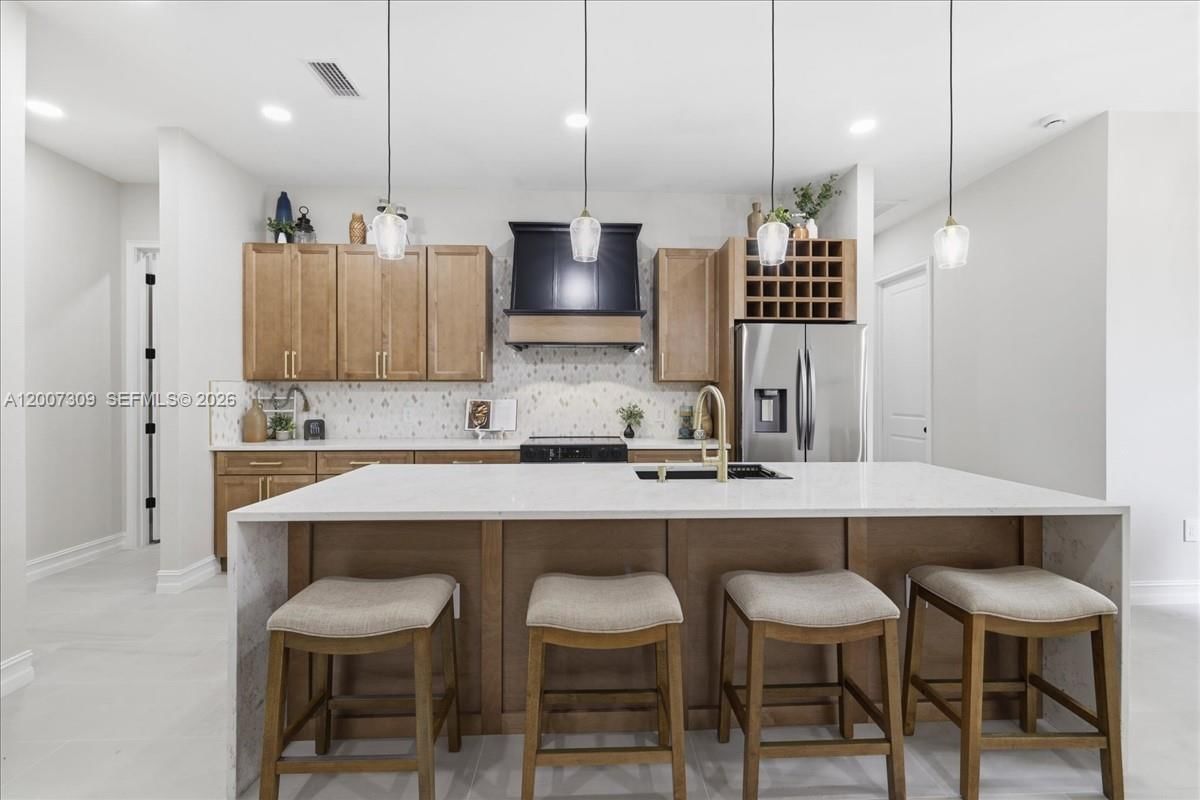 Real estate property located at 810 Sentinela Blvd, Lee, Lehigh Acres, Lehigh Acres, FL