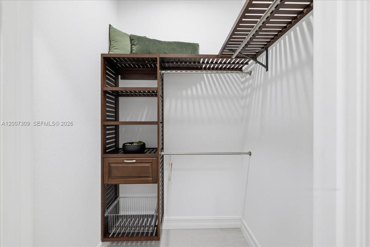 Real estate property located at 810 Sentinela Blvd, Lee, Lehigh Acres, Lehigh Acres, FL