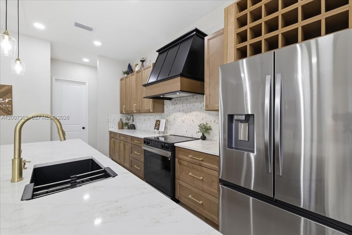 Real estate property located at 810 Sentinela Blvd, Lee, Lehigh Acres, Lehigh Acres, FL