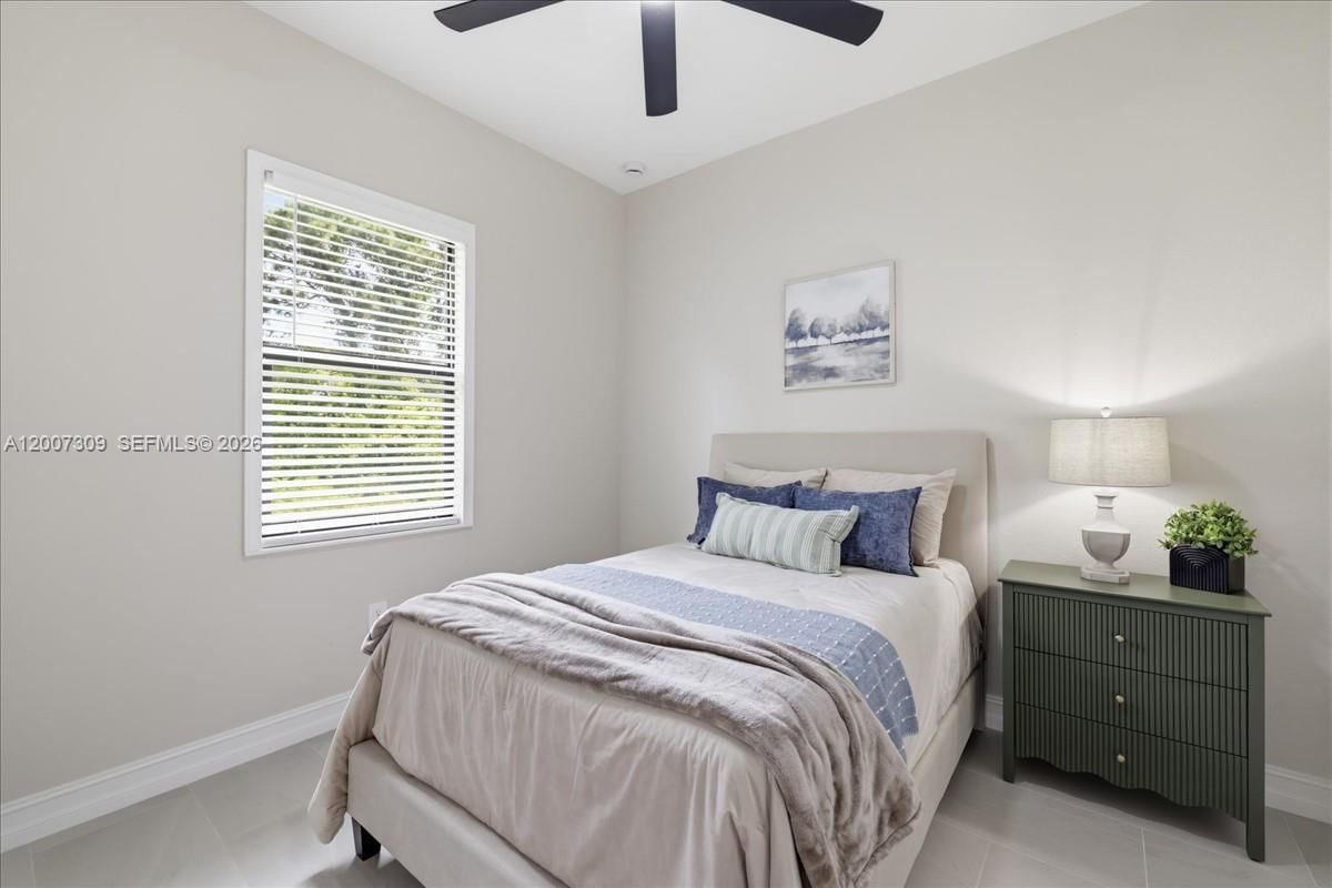 Real estate property located at 810 Sentinela Blvd, Lee, Lehigh Acres, Lehigh Acres, FL