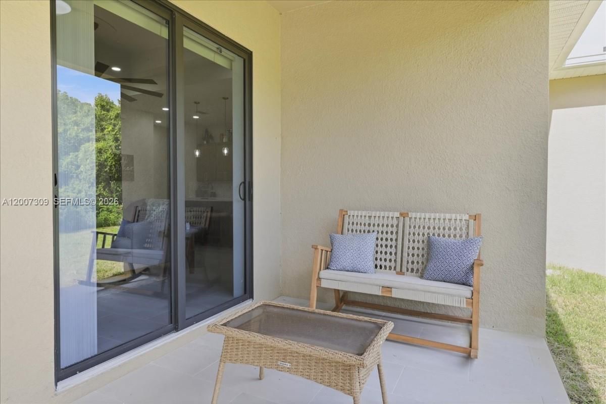 Real estate property located at 810 Sentinela Blvd, Lee, Lehigh Acres, Lehigh Acres, FL