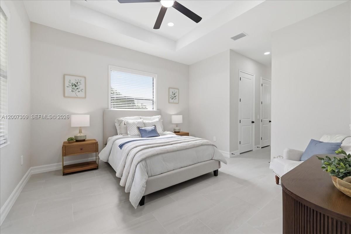 Real estate property located at 810 Sentinela Blvd, Lee, Lehigh Acres, Lehigh Acres, FL