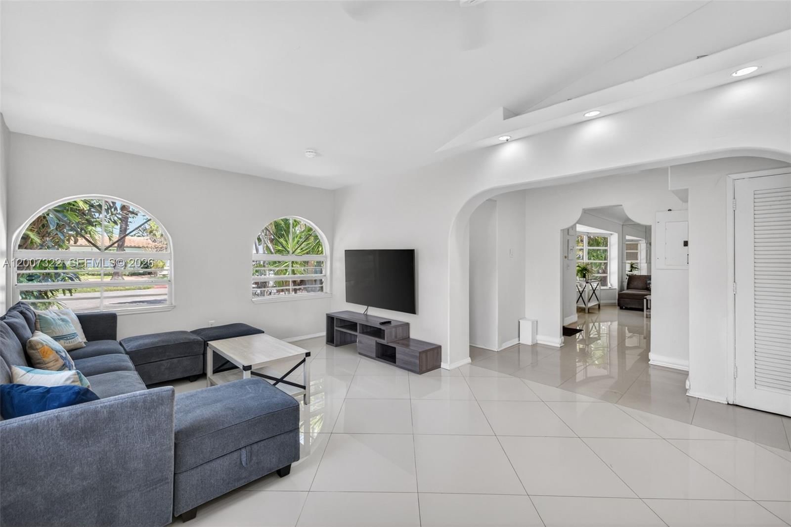 Real estate property located at 5451 22nd Ave, Broward, Knoll Ridge, Fort Lauderdale, FL