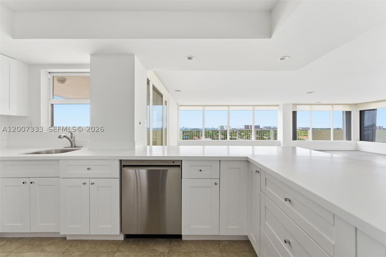 Real estate property located at 2000 135th St PH, Miami-dade, Keystone Towers Condo, North Miami, FL