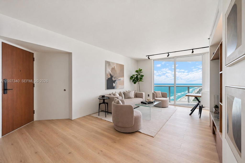 Real estate property located at 6365 Collins Ave #3904, Miami-dade, Akoya Condo, Miami Beach, FL