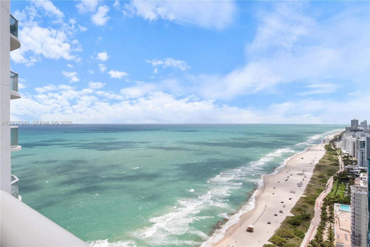 Real estate property located at 6365 Collins Ave #3904, Miami-dade, Akoya Condo, Miami Beach, FL