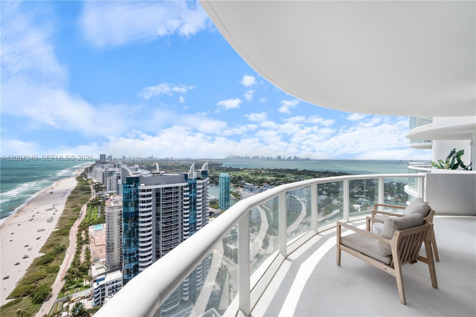 Real estate property located at 6365 Collins Ave #3904, Miami-dade, Akoya Condo, Miami Beach, FL