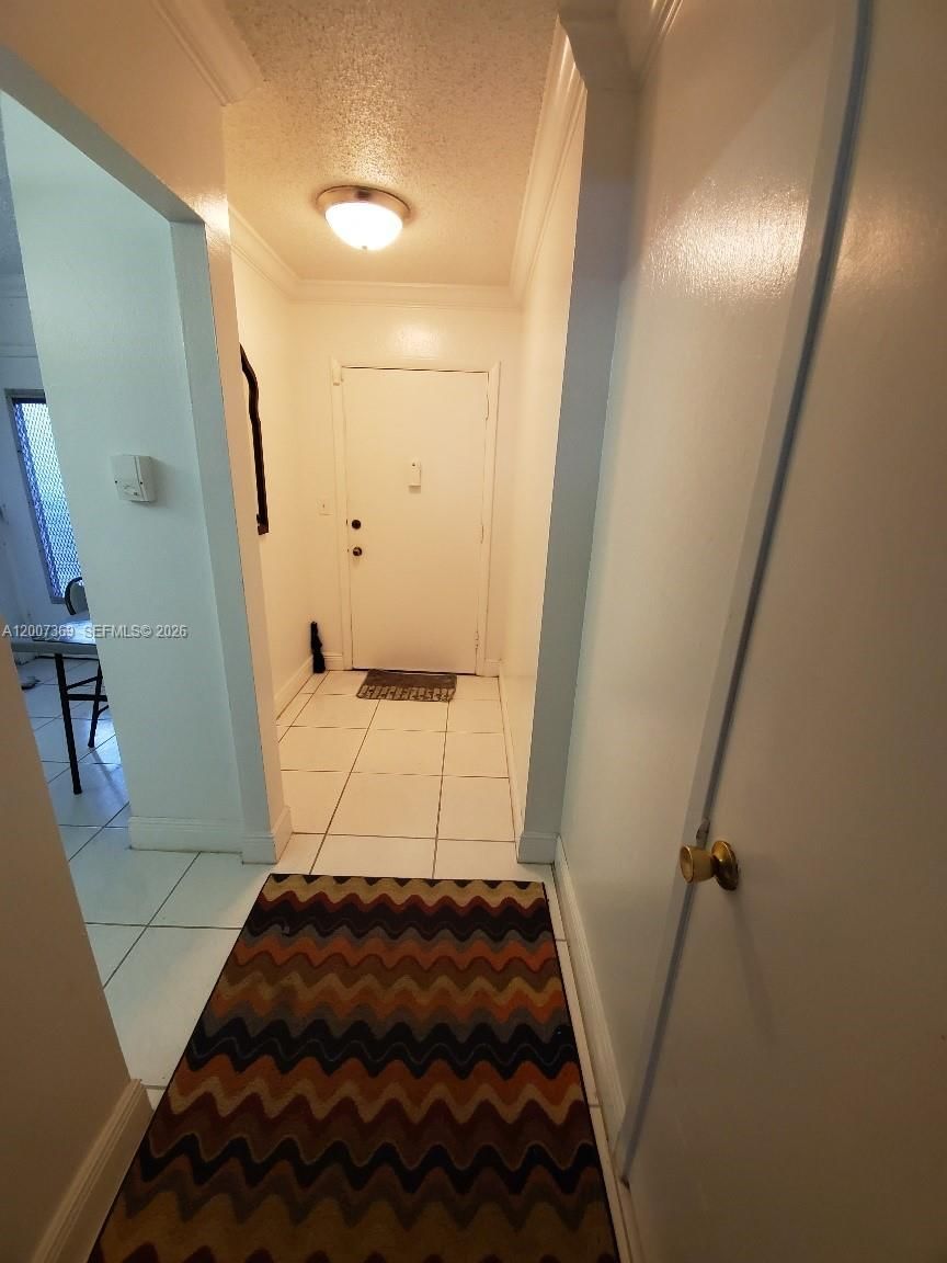 Real estate property located at 1750 191st St #105-1, Miami-dade, Jade Winds Group-daisy Ga, Miami, FL