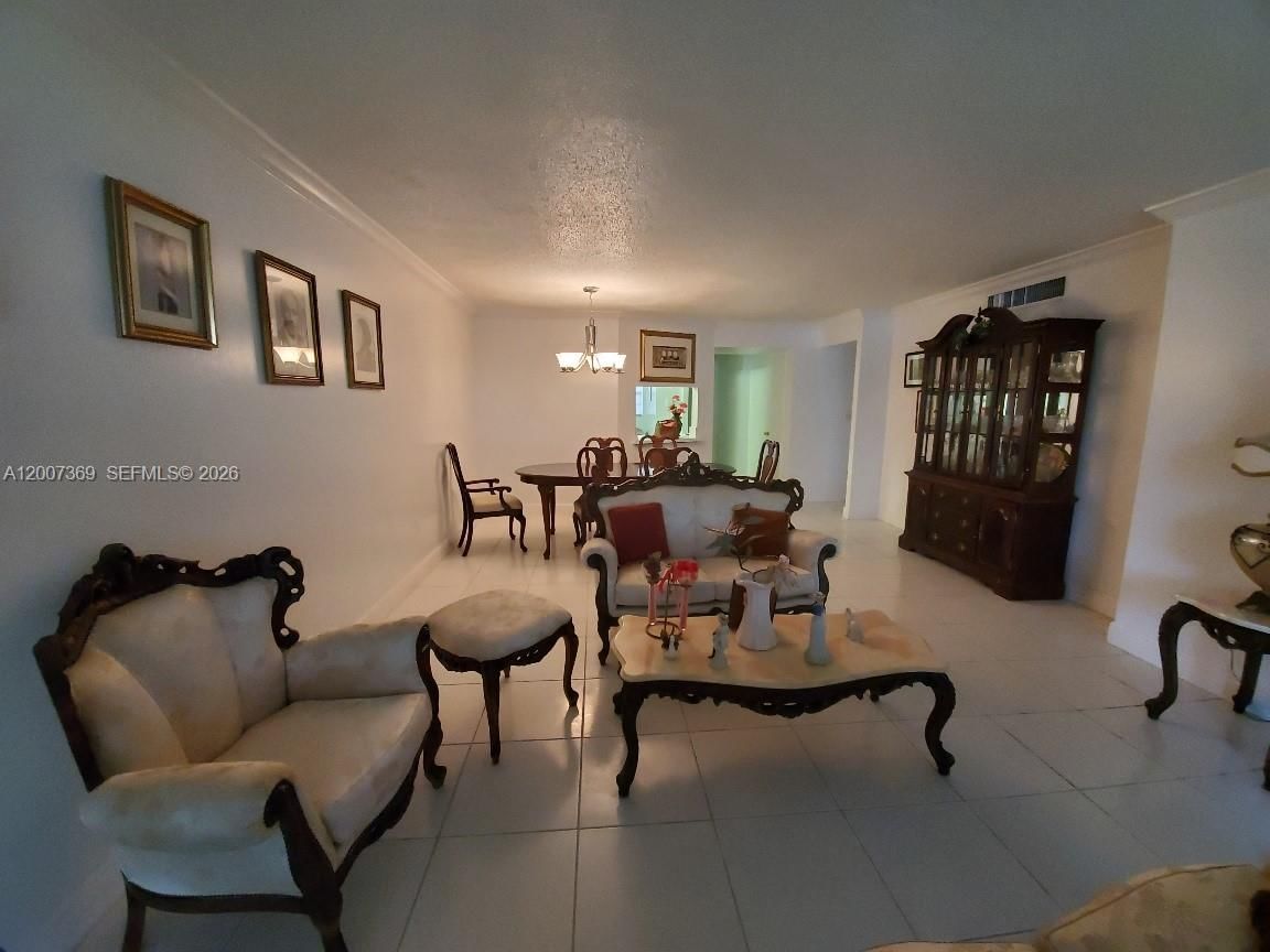 Real estate property located at 1750 191st St #105-1, Miami-dade, Jade Winds Group-daisy Ga, Miami, FL