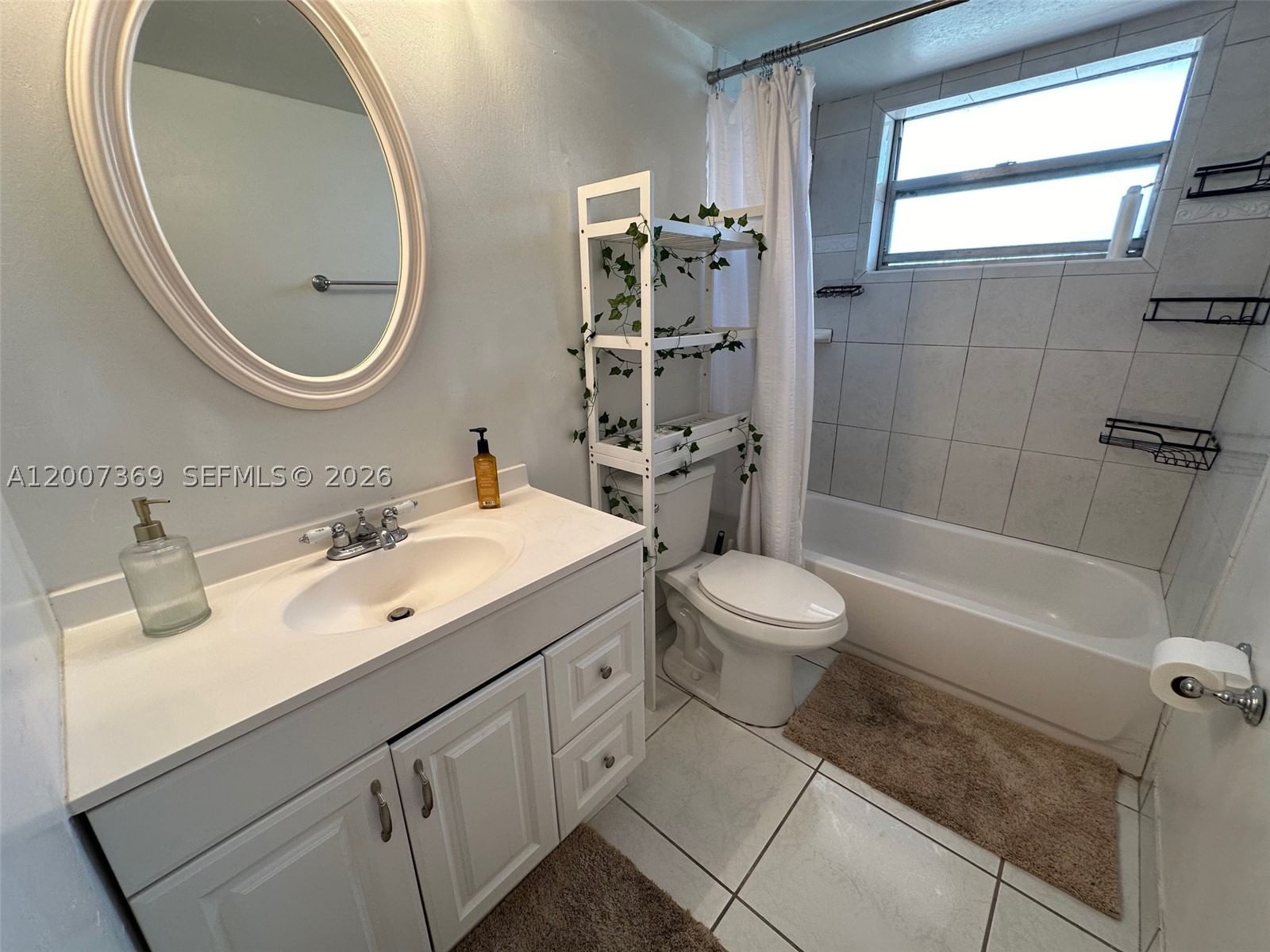 Real estate property located at 1750 191st St #105-1, Miami-dade, Jade Winds Group-daisy Ga, Miami, FL