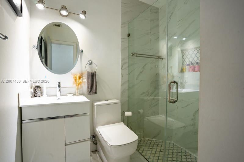 Real estate property located at 5290 Palm Ave, Miami-dade, Ulelah Rev Plat, Hialeah, FL